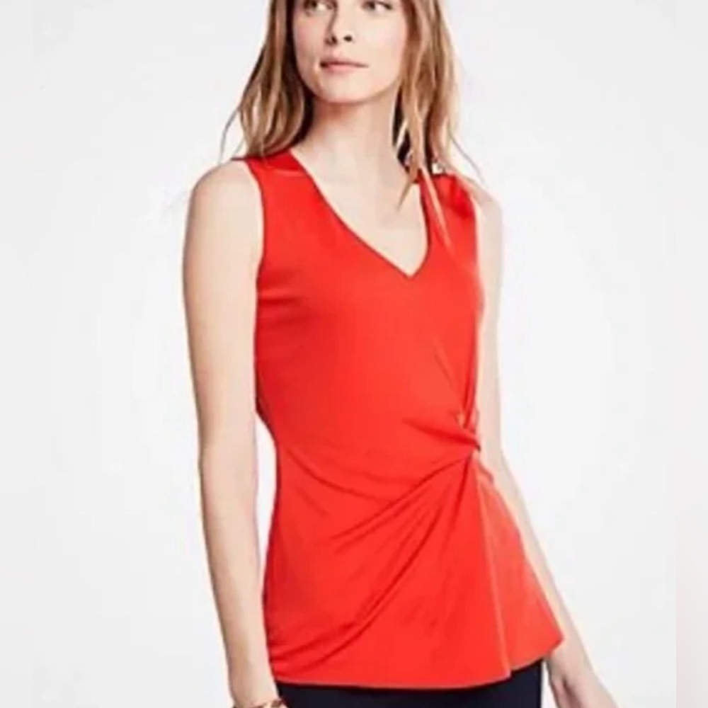 Ann Taylor red sleeveless top size medium